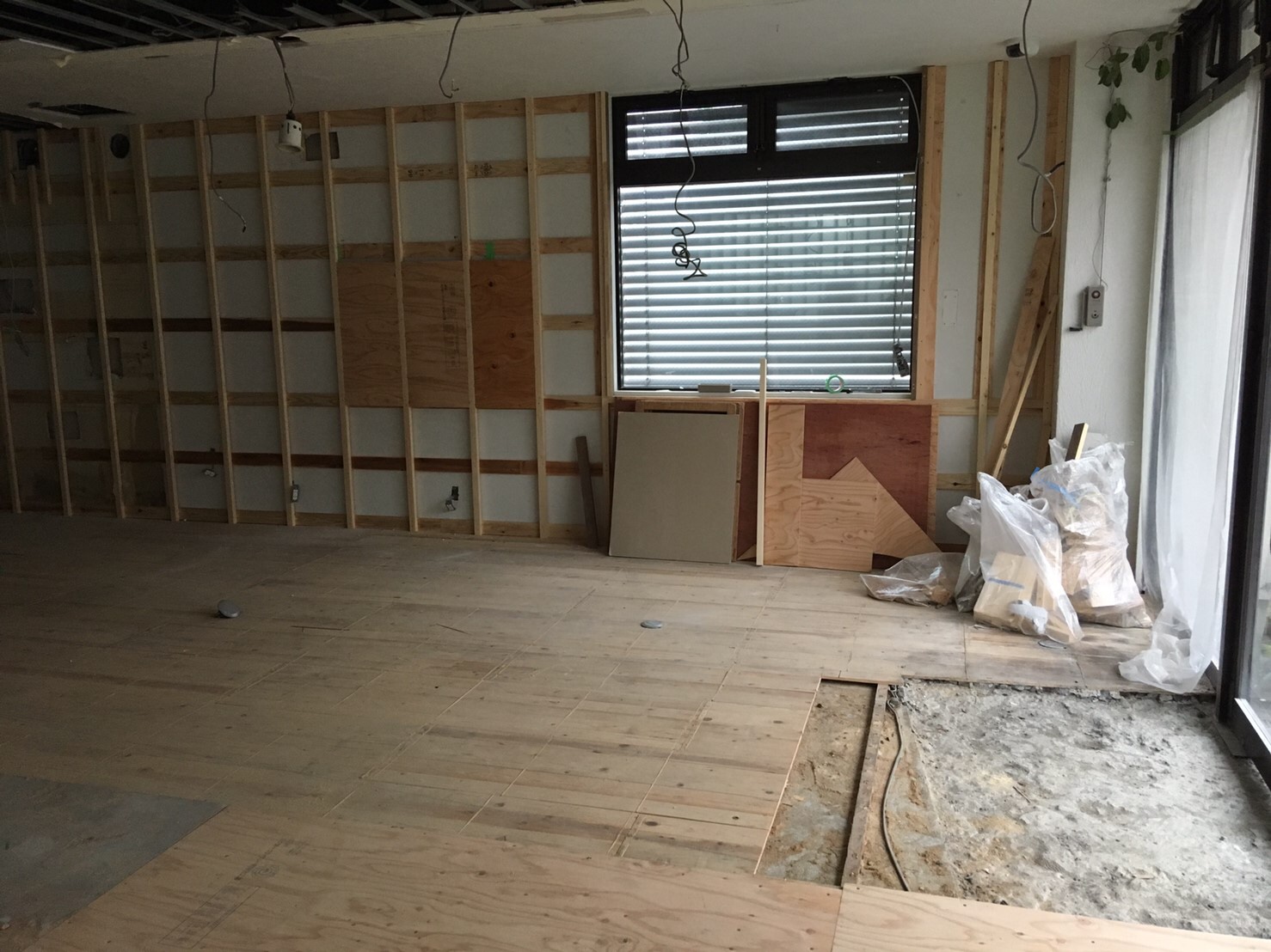 津田沼店リニューアルオープンまで①