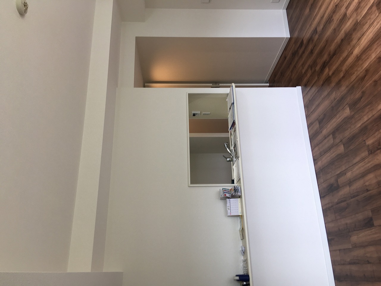 キッチン前壁のある・なし