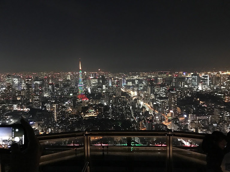 「未来と芸術展；AI、ロボット、都市、生命―人は明日どう生きるか」