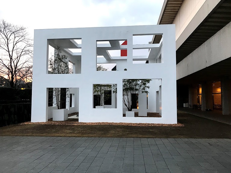 窓展：窓をめぐるアートと建築の旅