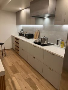 C238F38E-FB4C-4007-ADCC-C900FC5AC8B6