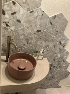 1F05844C-538F-4A2F-A88E-79FABC0D2803