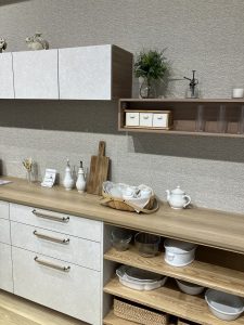 686A97C9-4D52-415F-90A2-797E608AF9B6