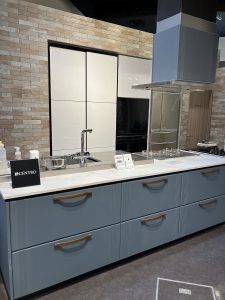 99553CA5-BBB8-4C12-BD8B-33E0059E7D2D