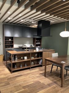 DA6EBB27-DF9B-4352-9D6E-FF86279338A5