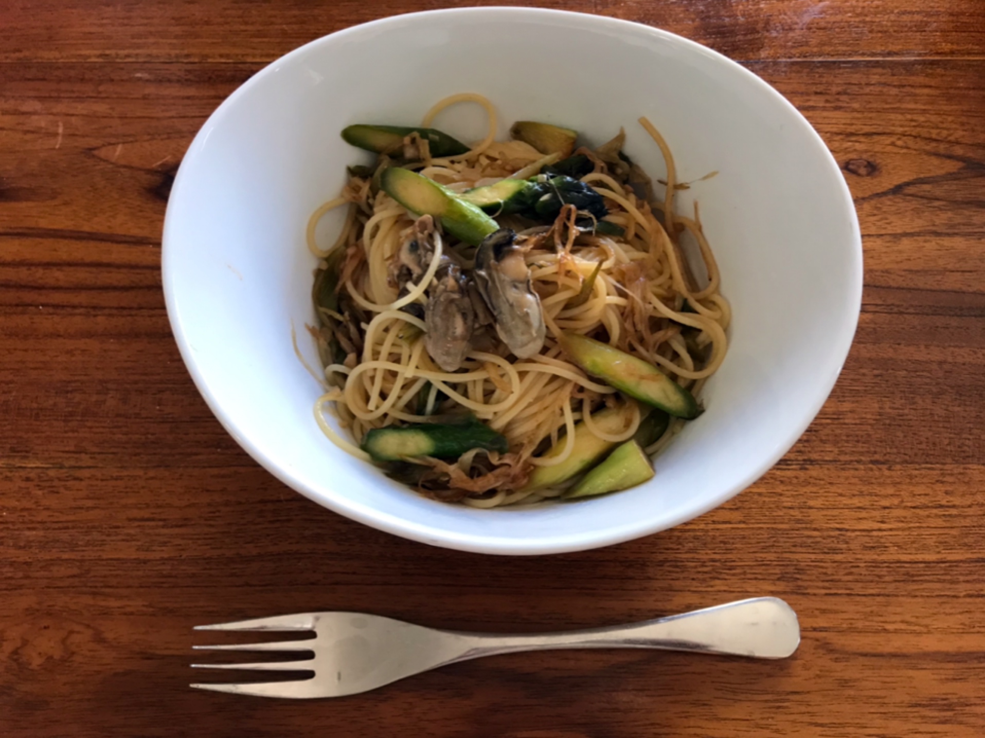 牡蠣の中華風パスタ