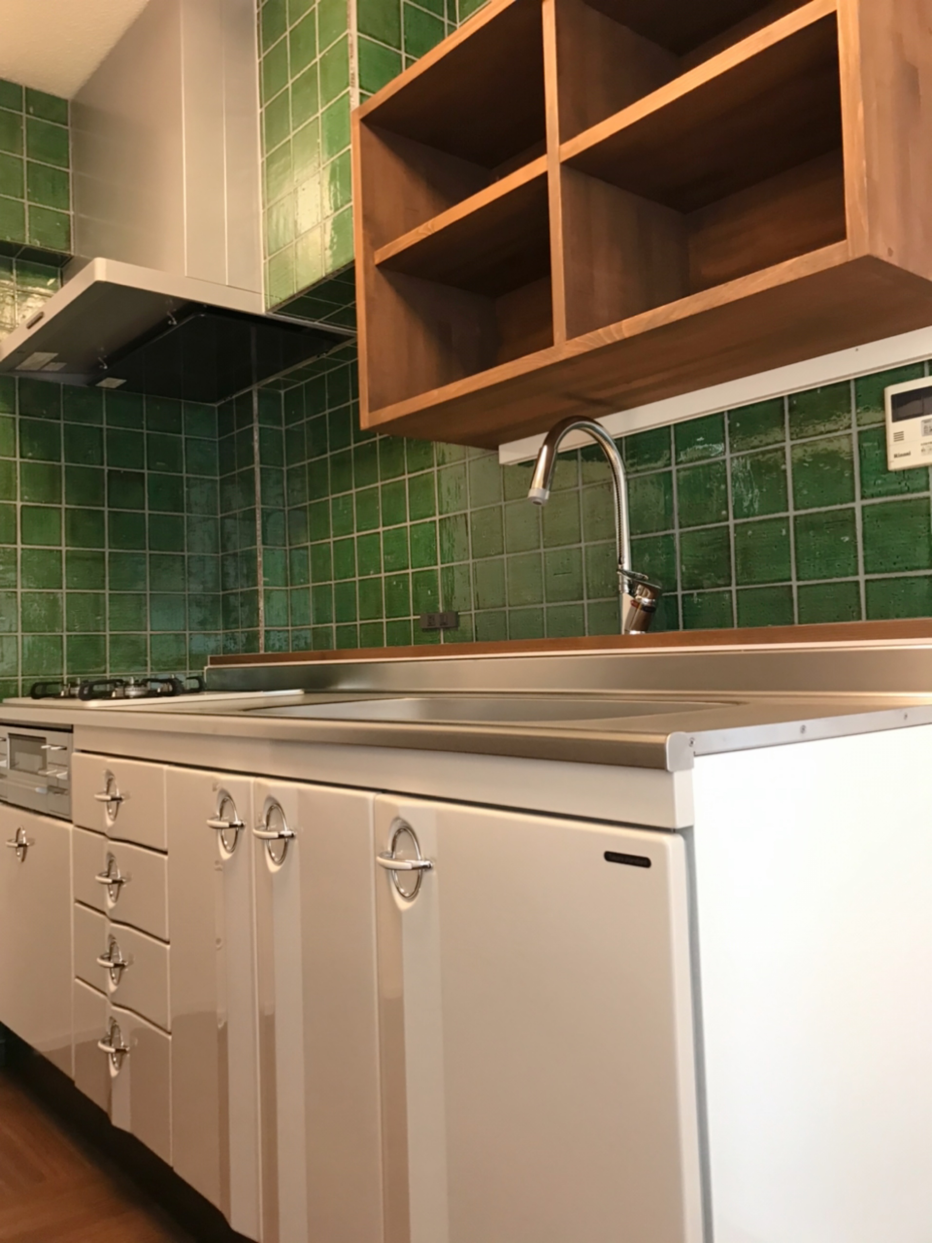 レトロなキッチン空間