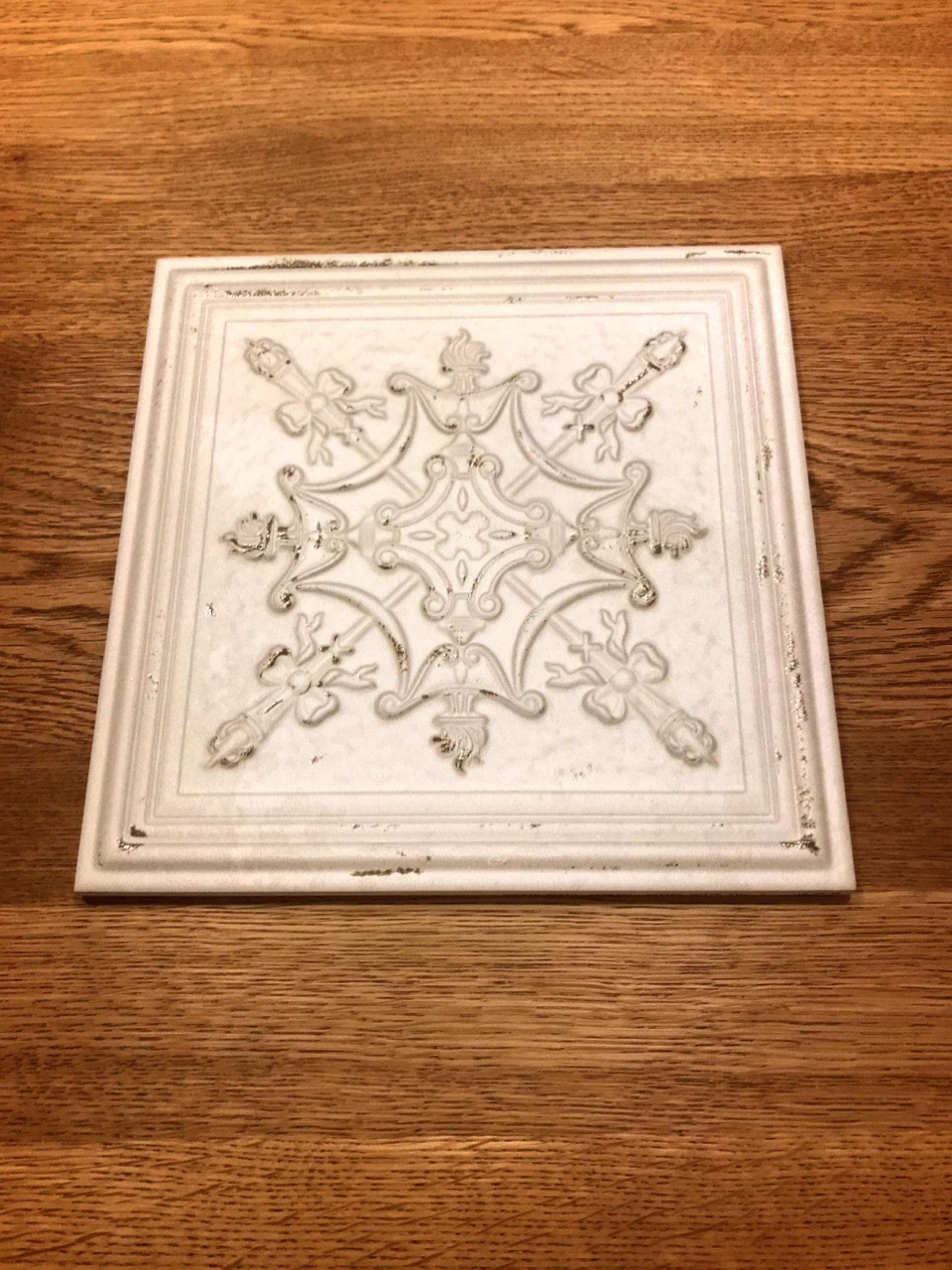 クラシカルタイル