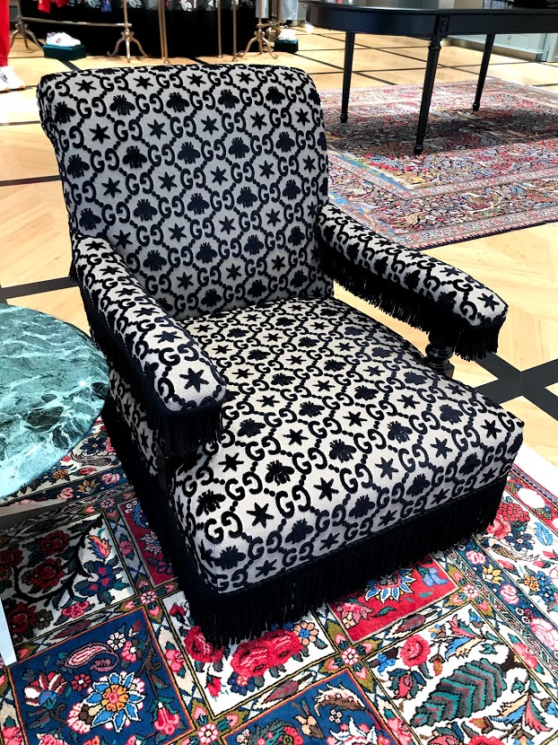 GUCCIの家具