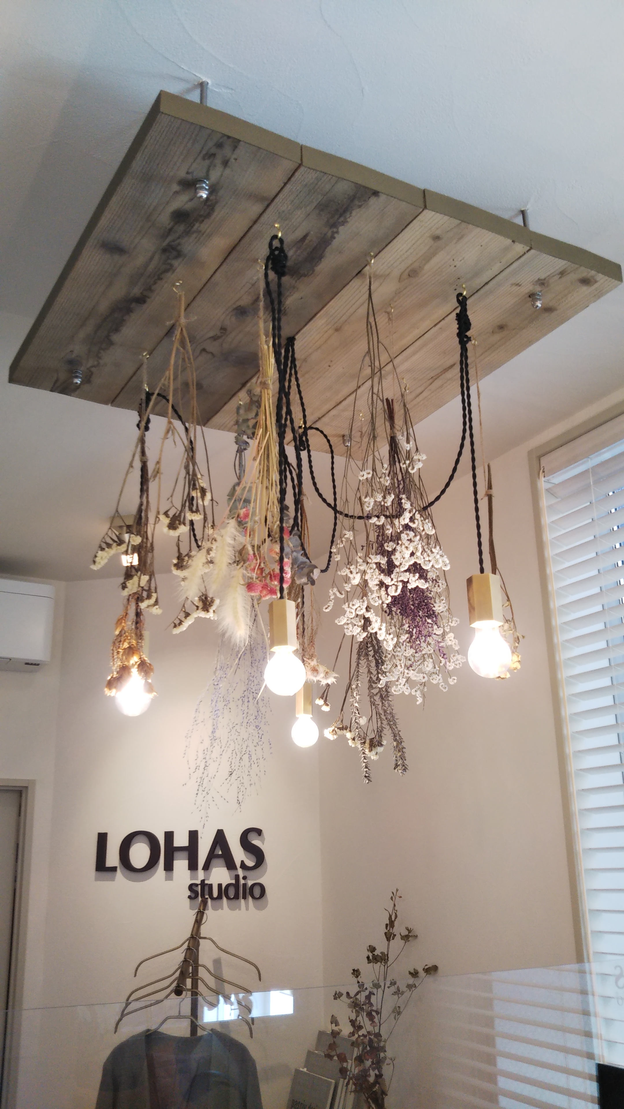 LOHASstudio北千住の照明