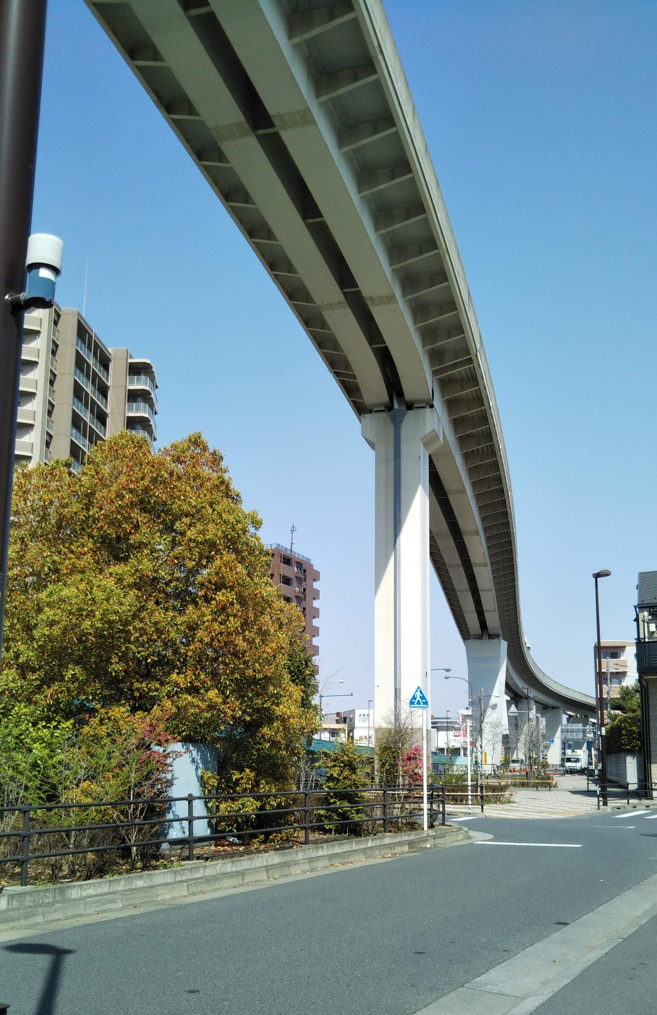 日暮里舎人ライナー