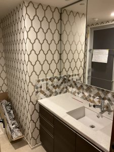 8F311314-047A-4380-906E-547D2D0657E2