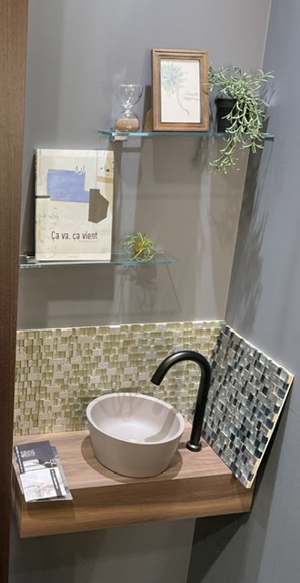 C9A45A76-F36C-4402-8470-220E1FFD12DB