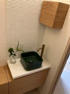 117A5D46-7570-4CE7-9593-2DFDEEEA94CA