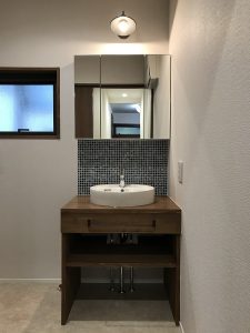 4E7C7B5F-1287-44CD-8121-3DF5FBE699D2