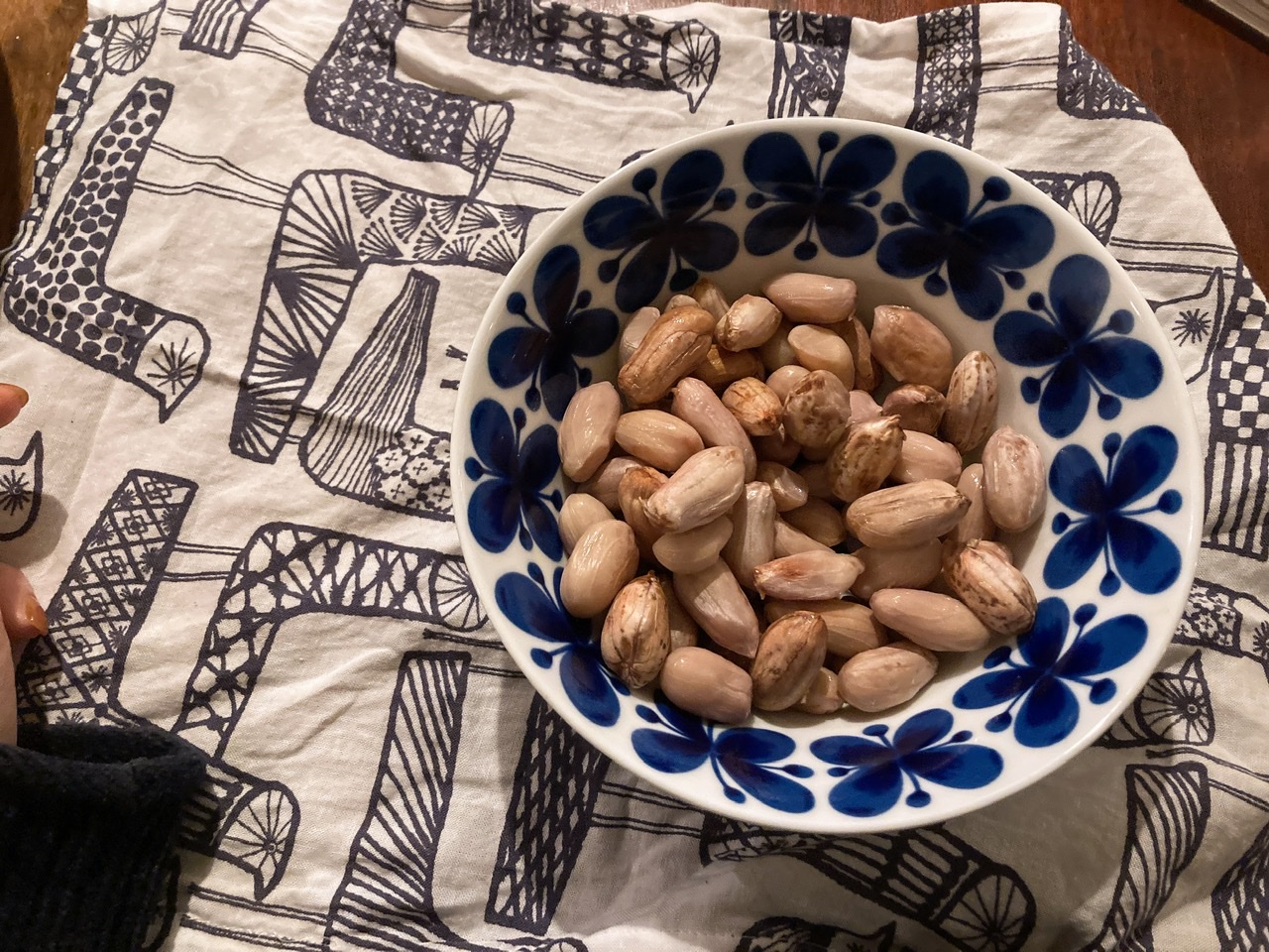 落花生の季節です