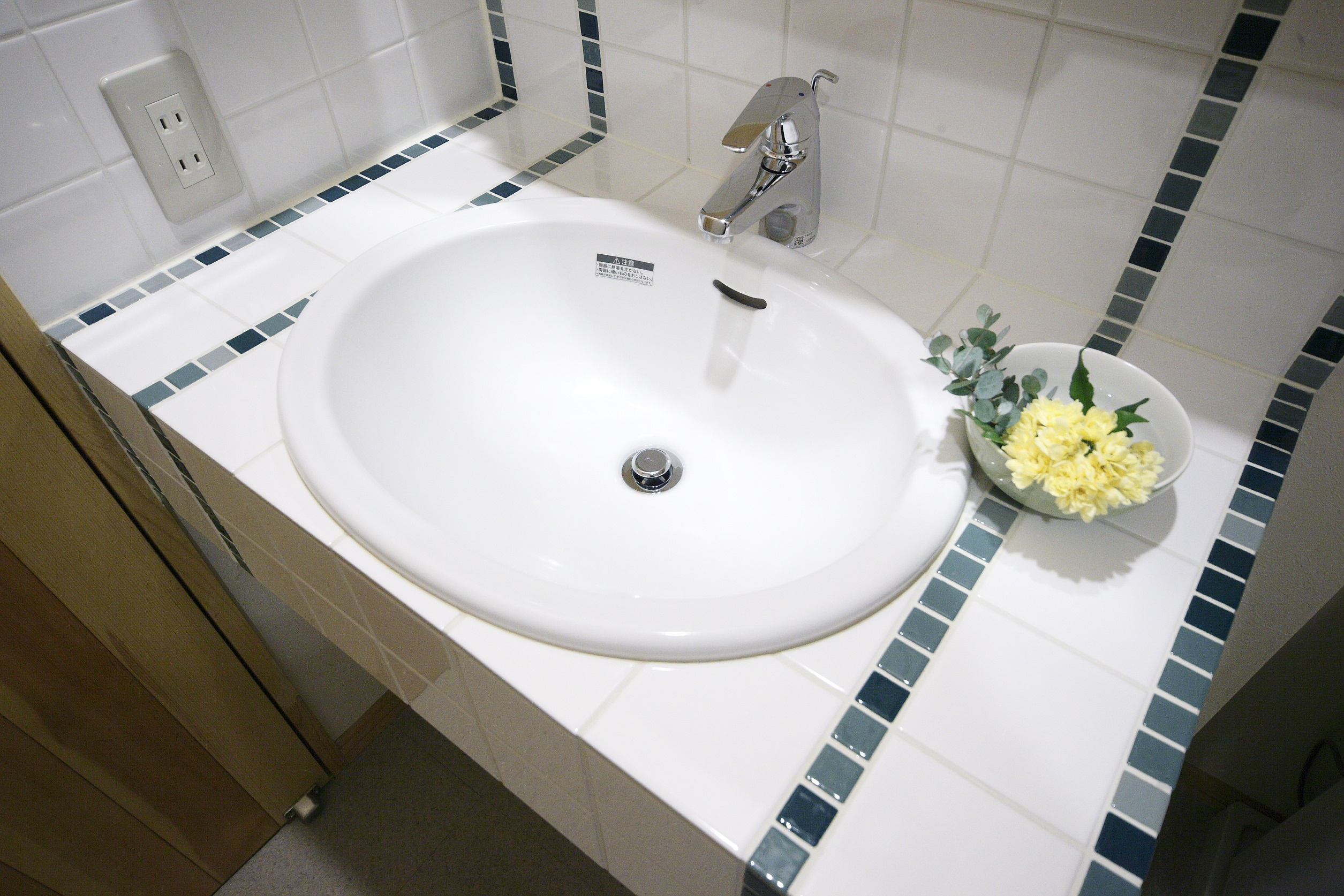 タイルで彩る洗面台