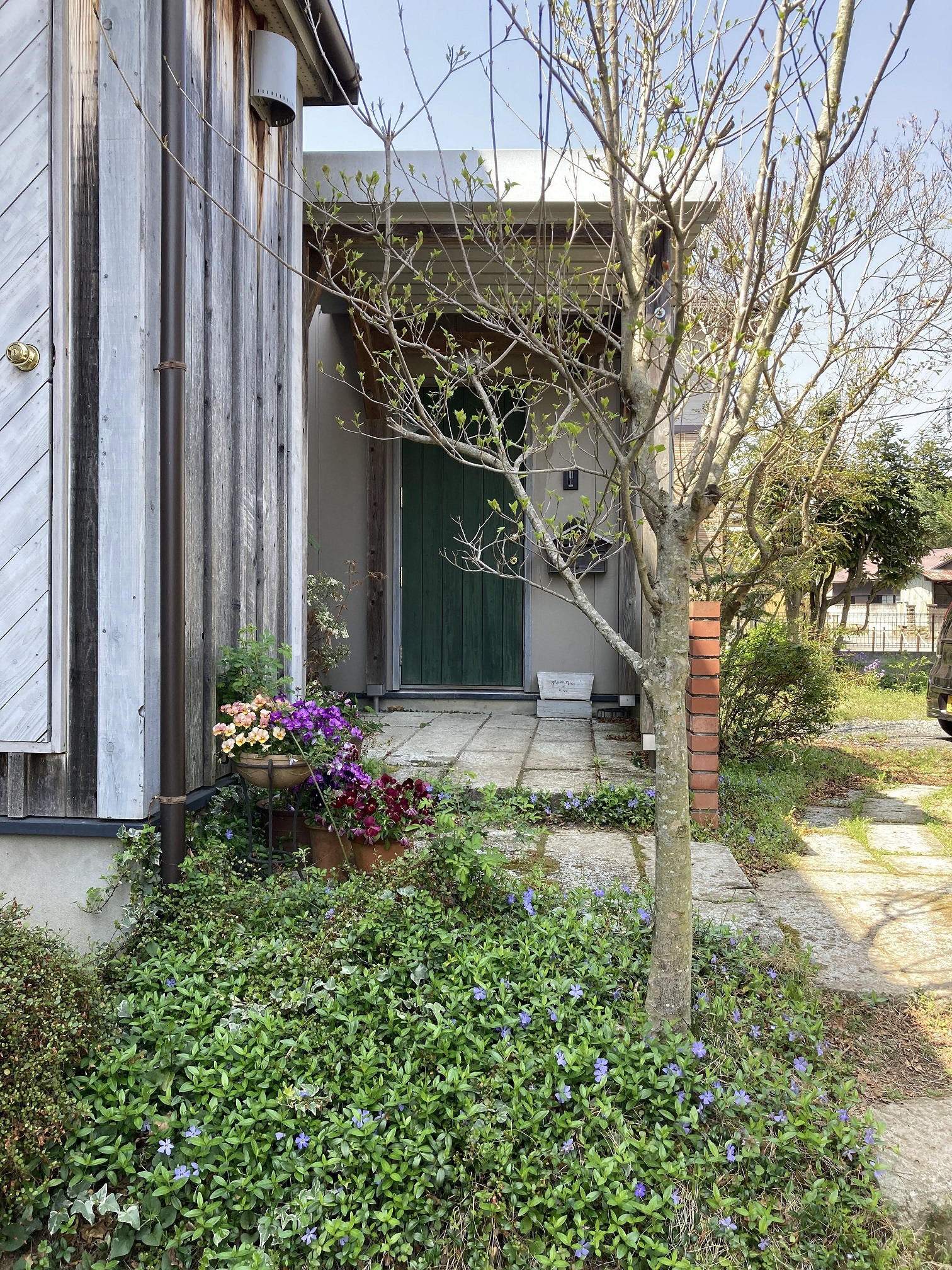 お洒落な玄関ポーチ