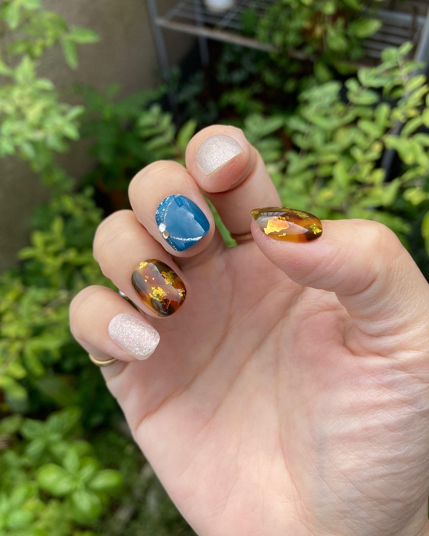 芸術的なネイルチップ