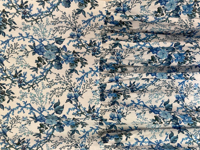 暑くて長い夏に着たいリバティ