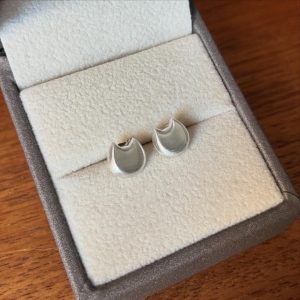 45E121BE-2C5E-4133-A6E3-BF05DAF759E6