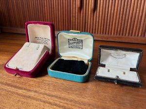 4DB160E1-13F1-45A6-8253-C1AF73A72964