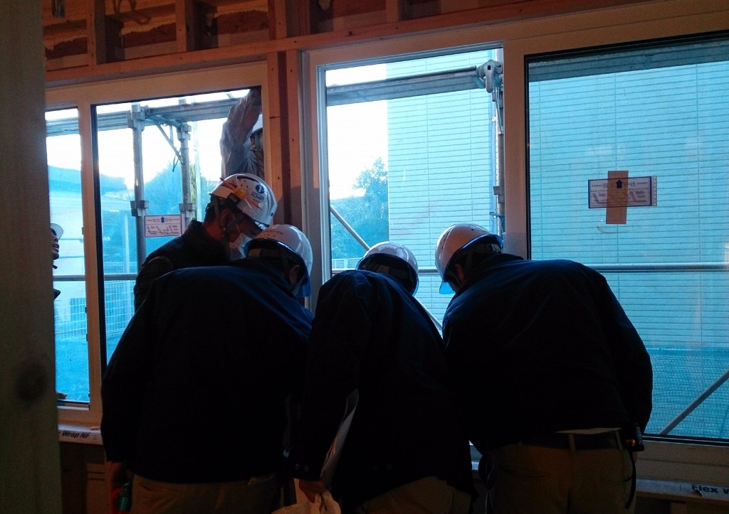 フル ページ写真1