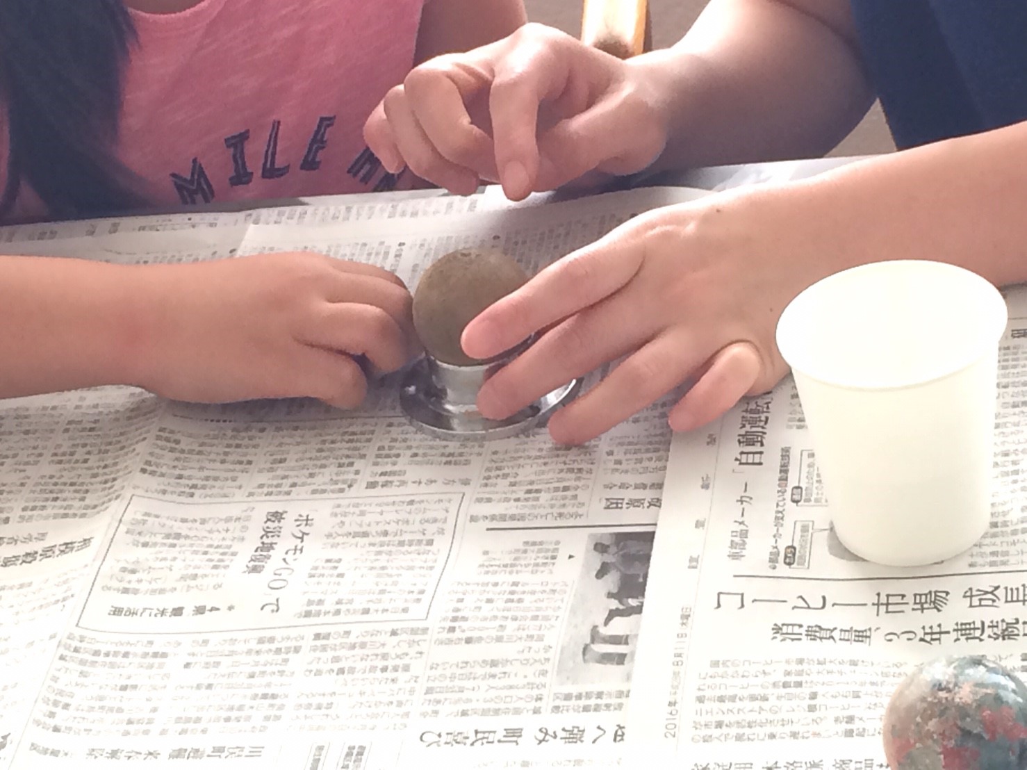 8/19　ワークショップ　＊　「　光るどろだんご　」レポート　①