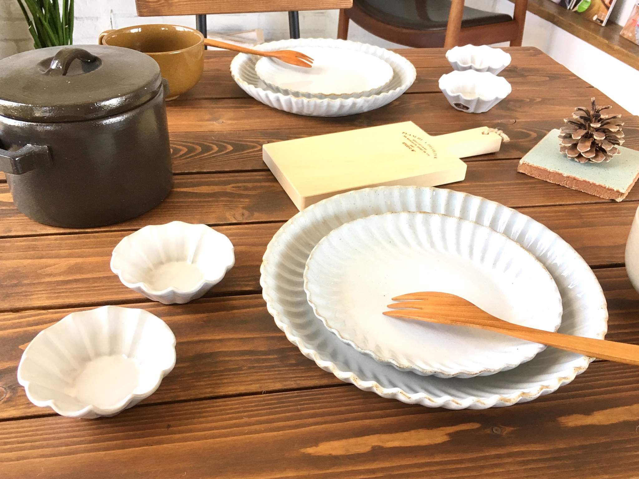 【長崎県 波佐見町より】道具としての陶磁器「　HASAMI　」シリーズ