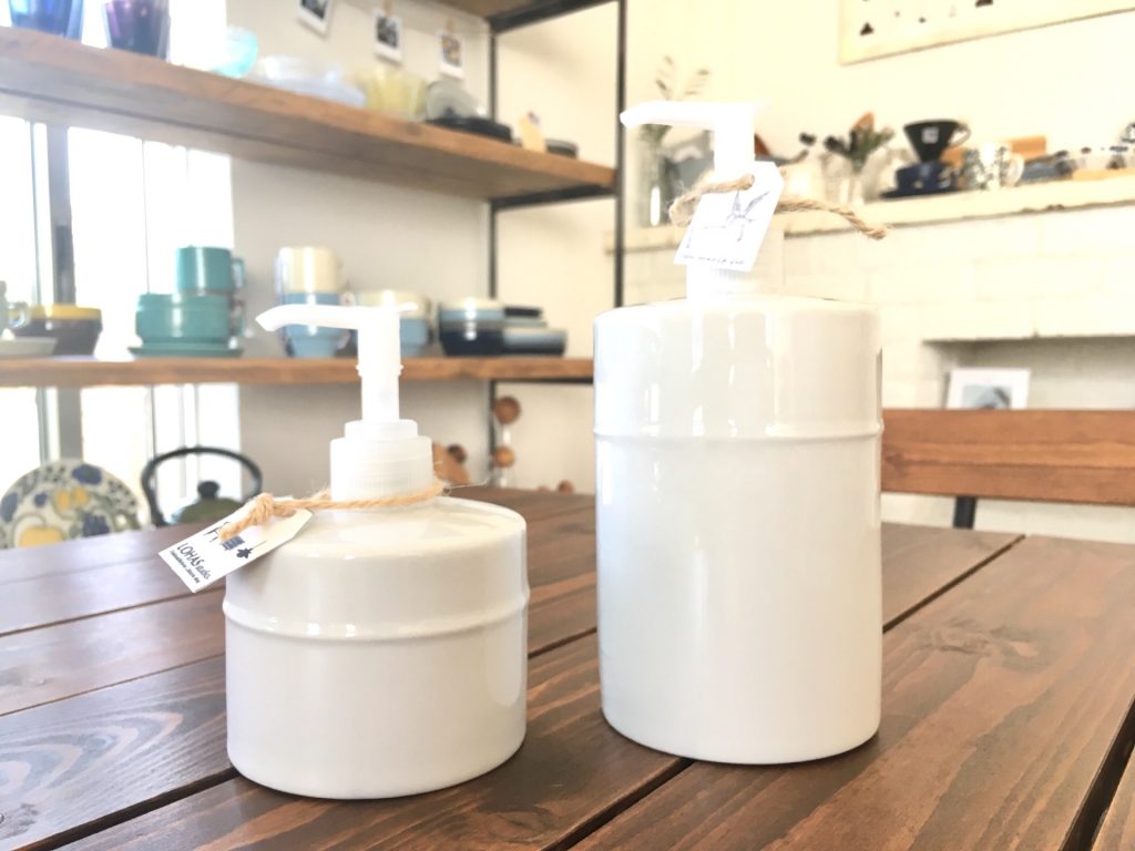 92A1B33C-4D3A-4FDA-93EF-5859E4BD9BFF