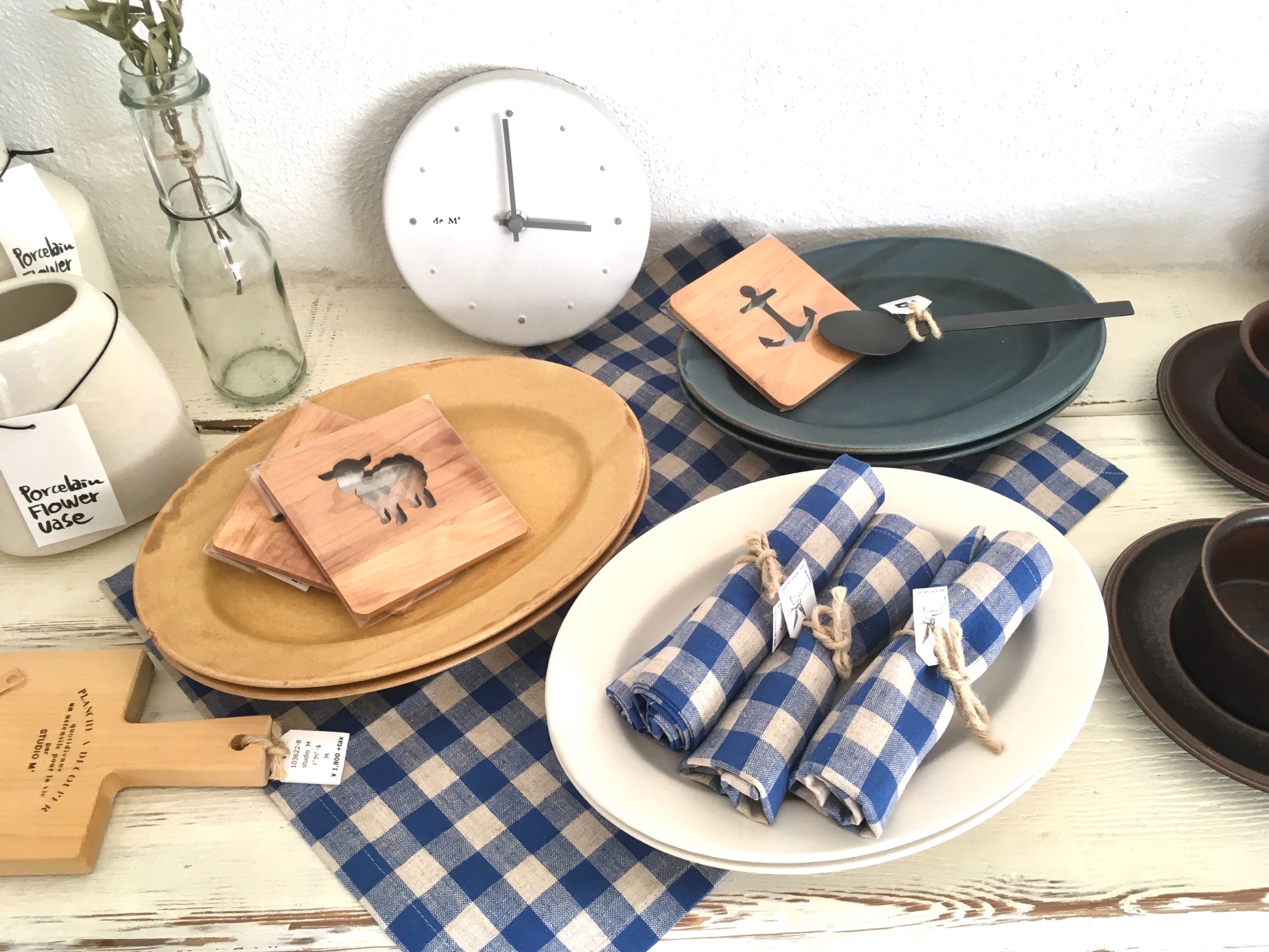 【本日最終日！】HASAMIブロックマグのレッド＊トランキルプレートのキャメルも入荷！