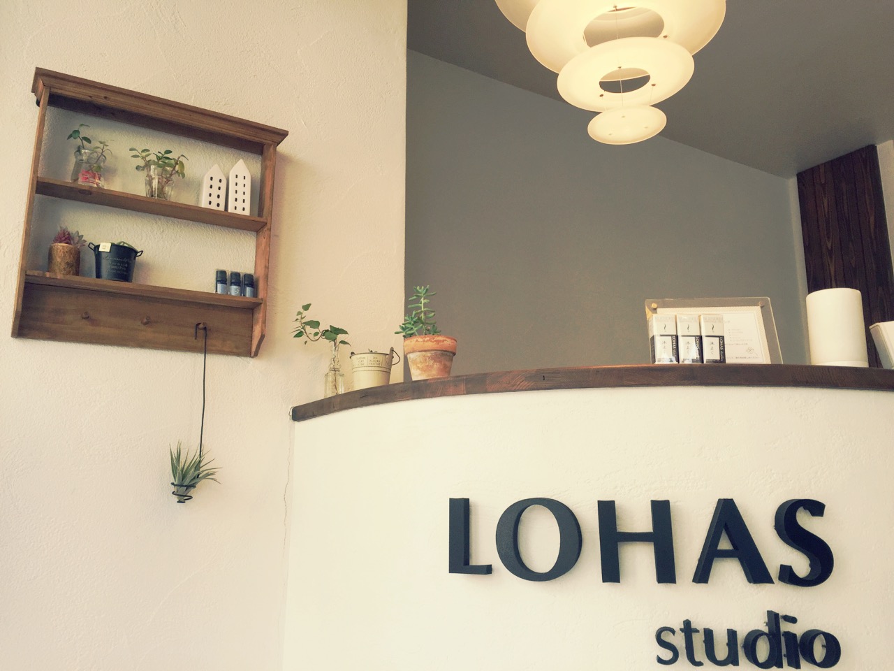 雨漏りの原因にも!? 雨樋のクリーニングはハンディマンへ。