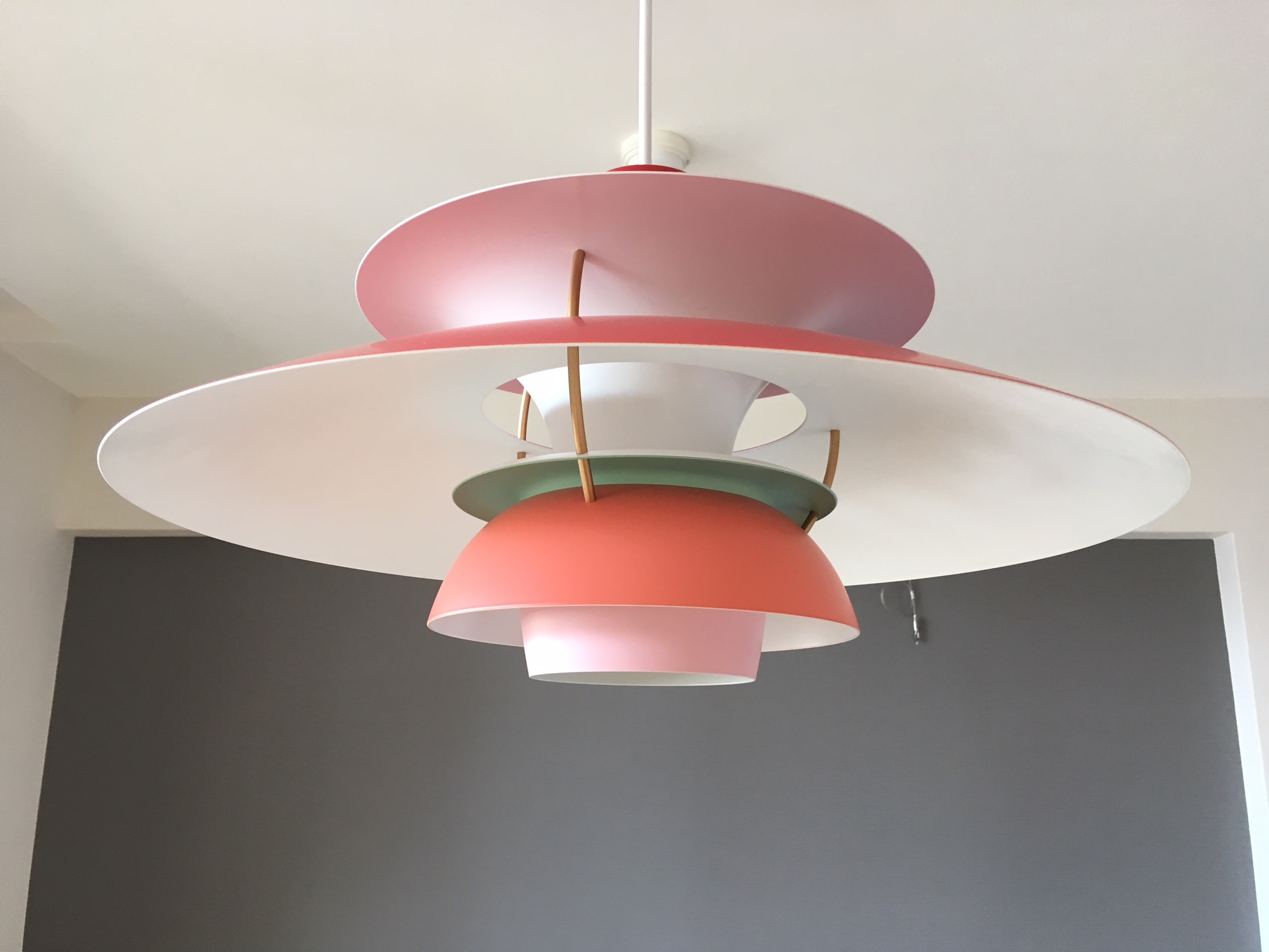 louis poulsenの照明器具①