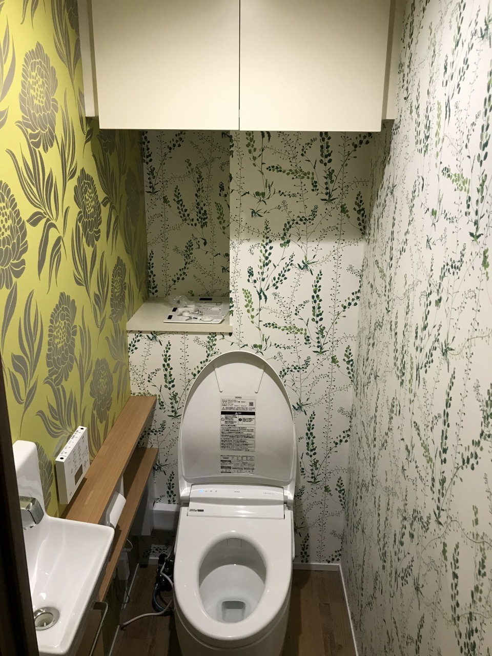 輸入壁紙・クロス　水廻り　内装仕上げ