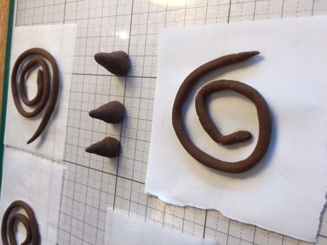 ワークショプレポート　～夏の必需品!昔ながらの天然蚊除け渦巻き線香を作ろう!～