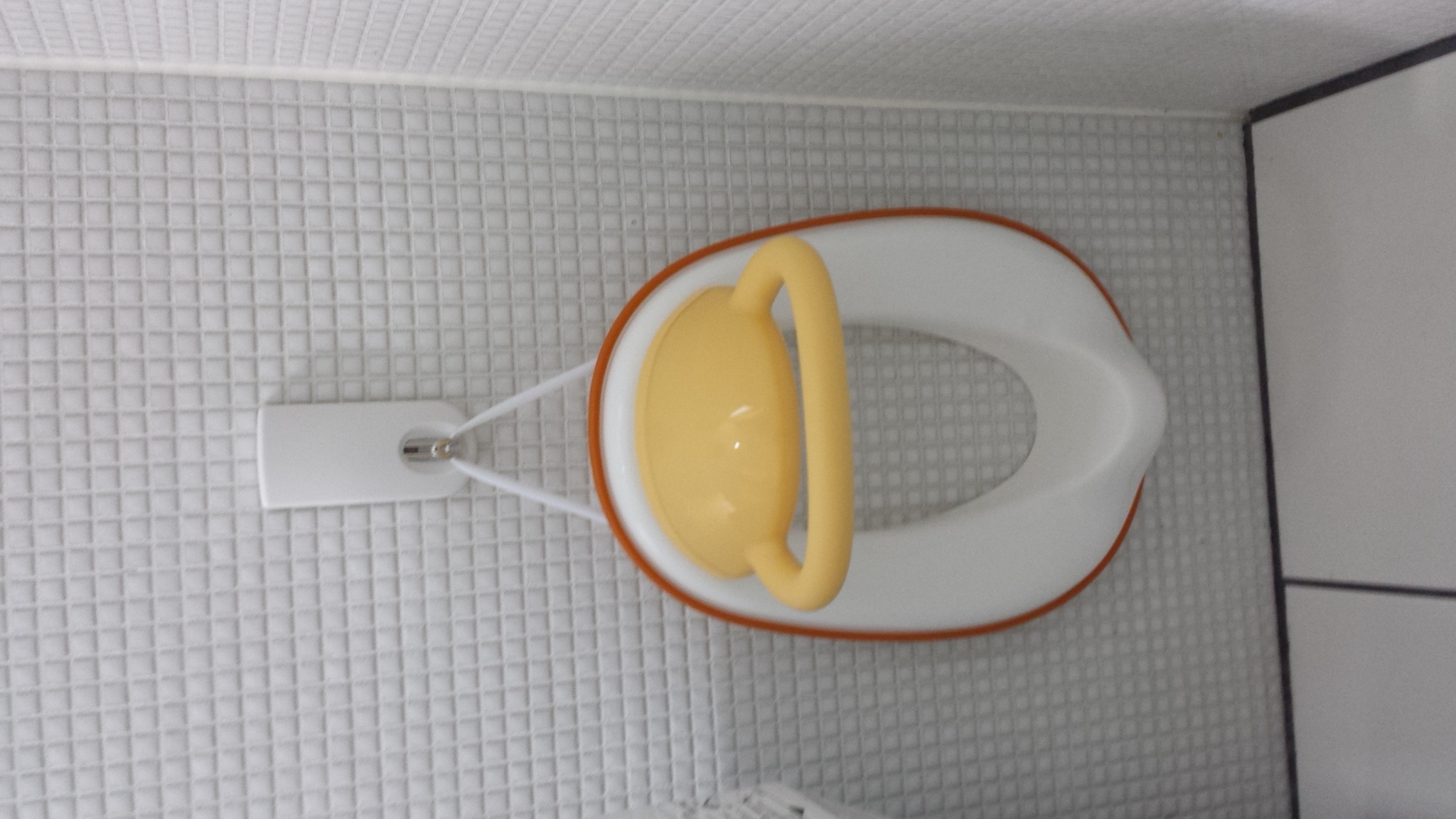 オムツ交換台があります！