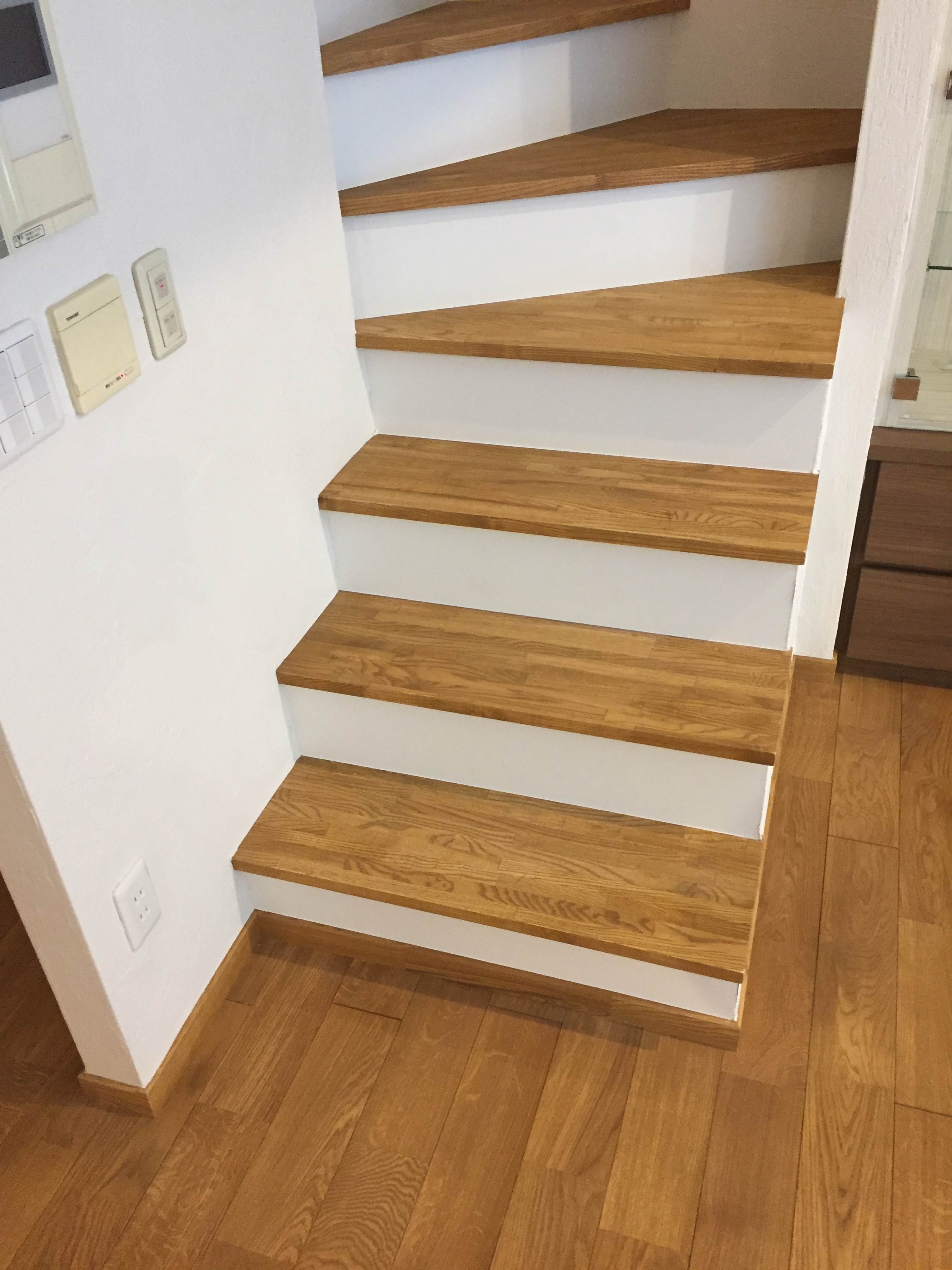 玄関土間 室内窓