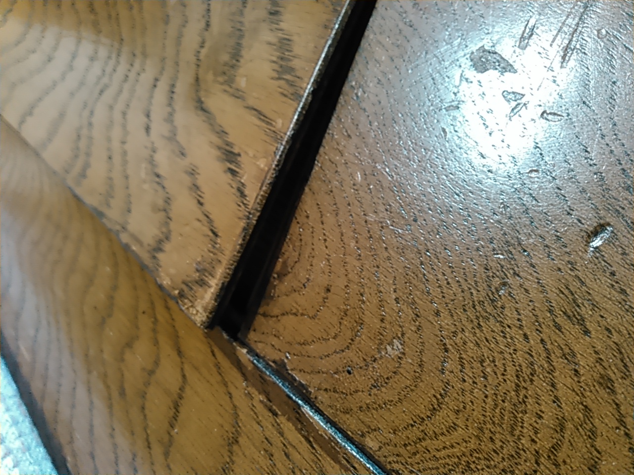 合板フローリングの剥がれ