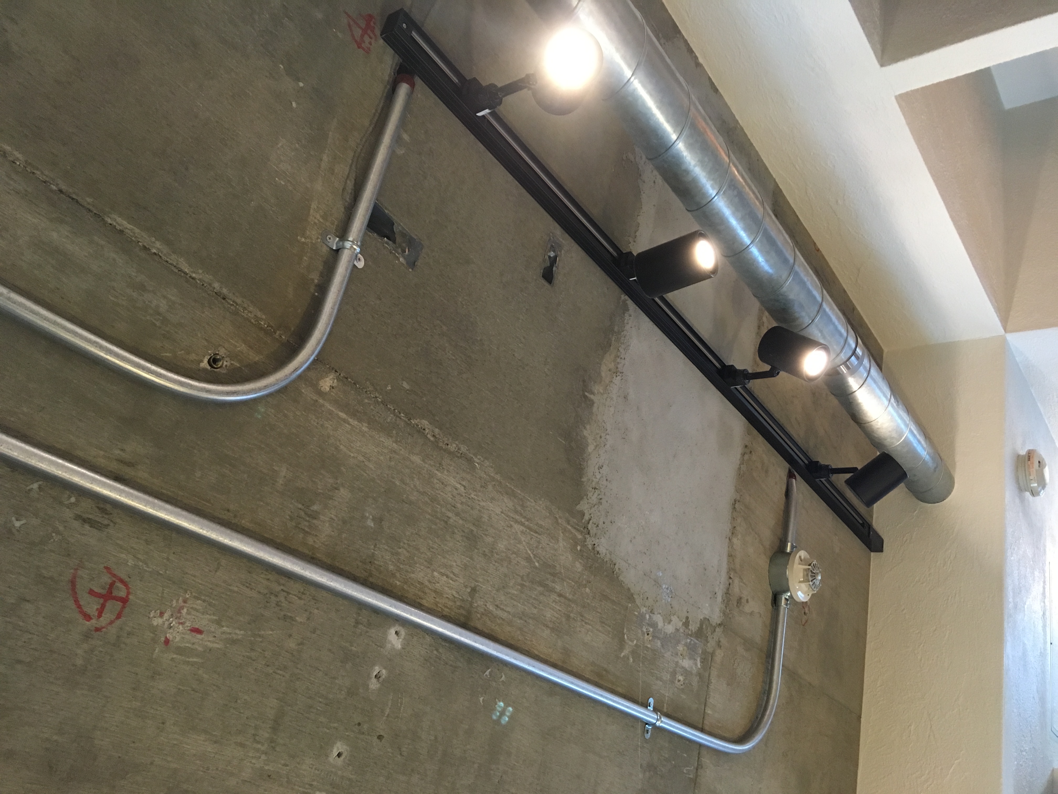 マンションの天井躯体面現し