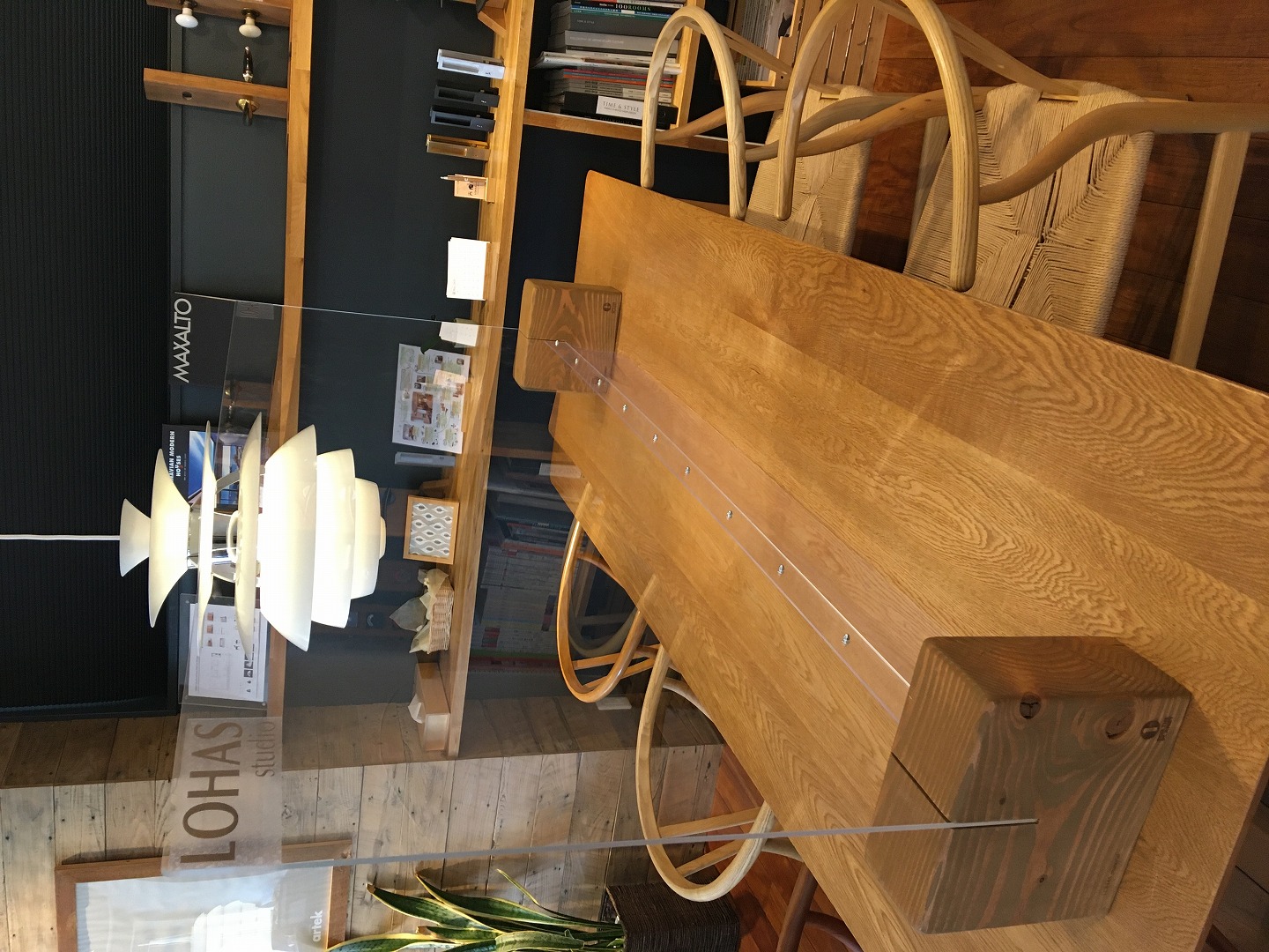 アクリルパーテーション設置しました。