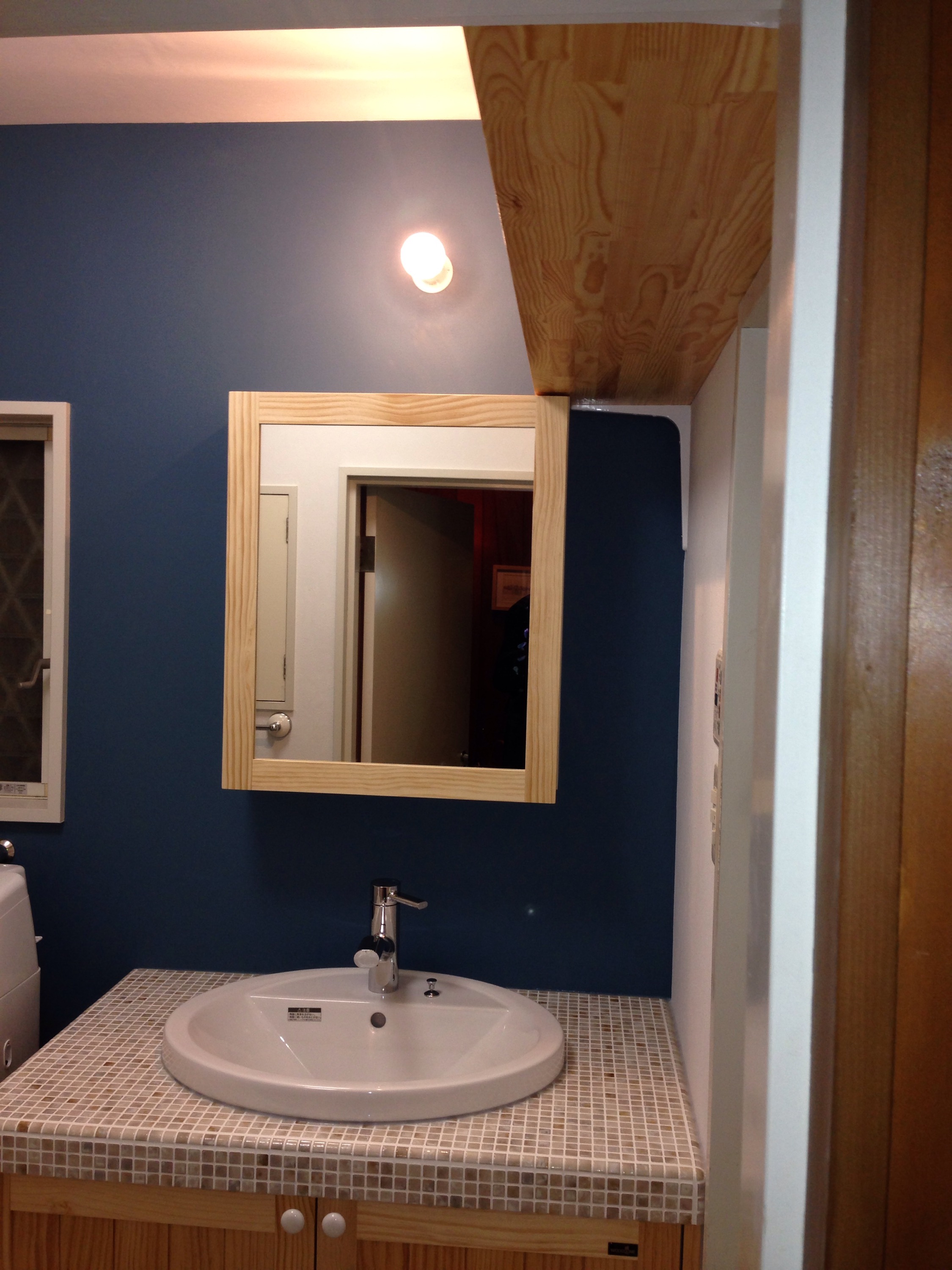 ちょっと上行くカワイイ洗面台に交換し気分も上々