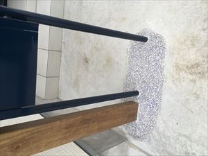 土間コンクリート補修にクリスタルタイル使用♪