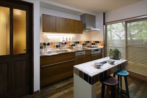 作業も楽々　キッチンカウンター