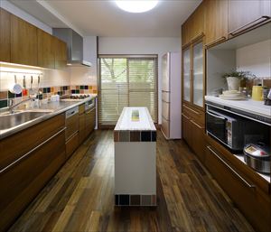 作業も楽々　キッチンカウンター