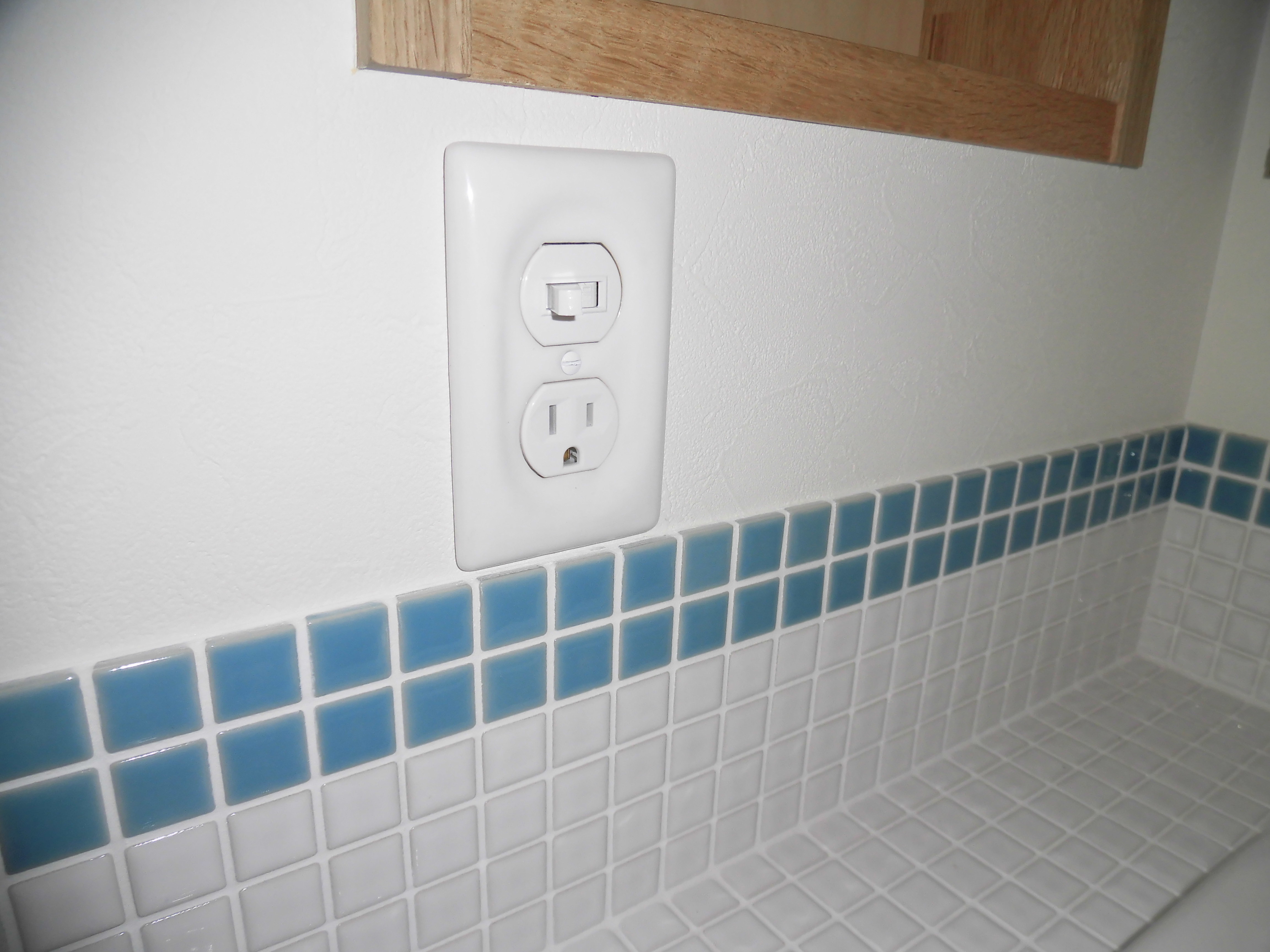 大きなｷｯﾁﾝｶｳﾝﾀｰのあるLDK　　『ビフォーアフター写真 』