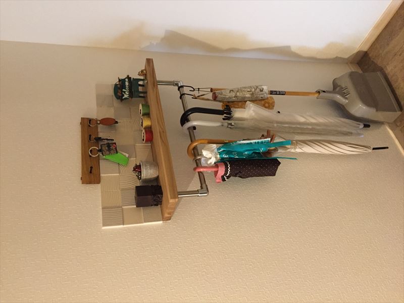 玄関の小物置きスペース