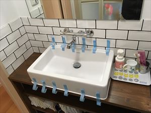 造作の洗面台①着工