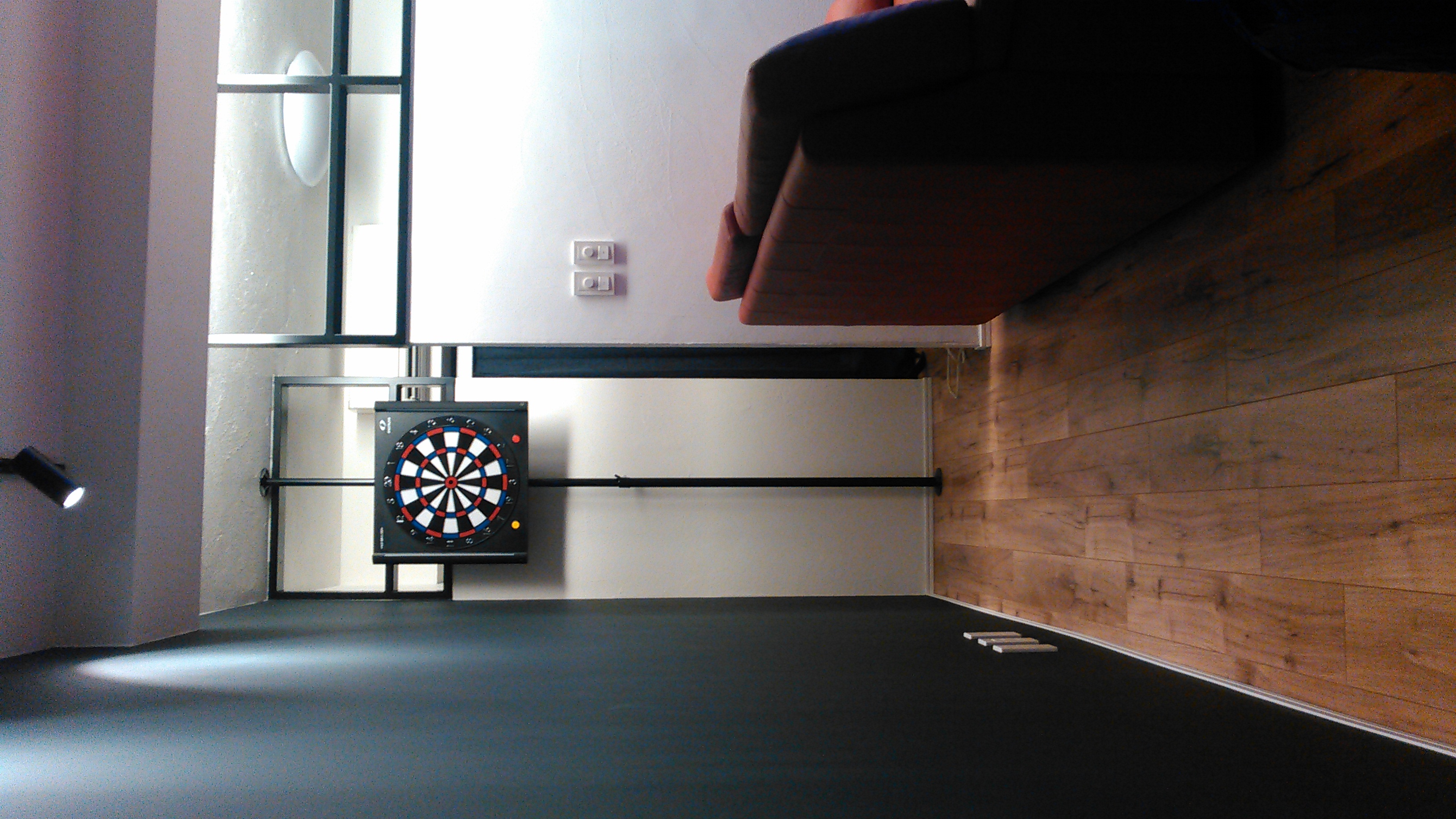 中古を買って自分らしく～アイアンフレームとダーツ～