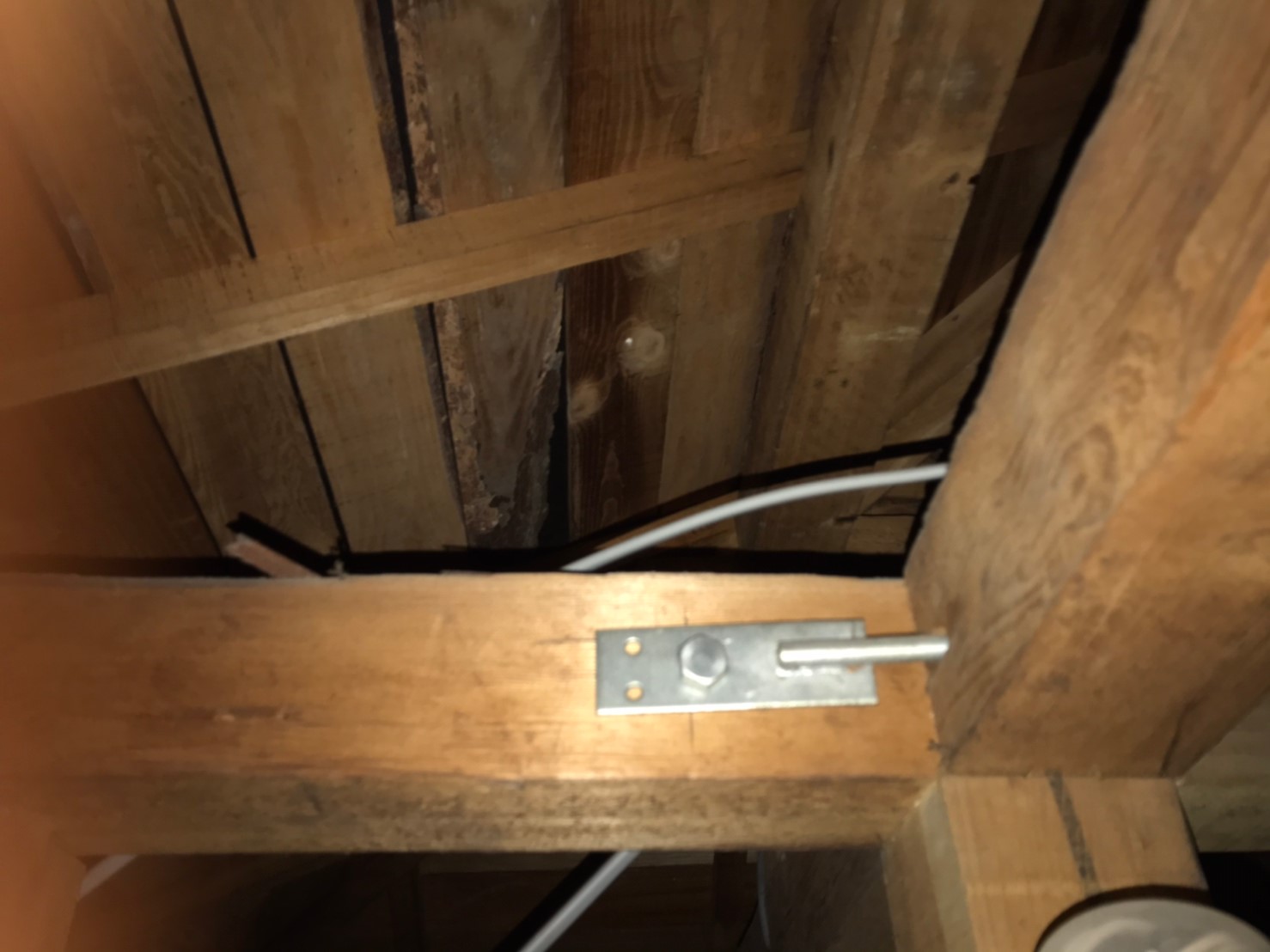 台風被害がありましたら、ご連絡をお願い致します。