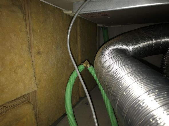 ガス温水暖房機付き浴室暖房乾燥機（ミスト付）は、注意して。